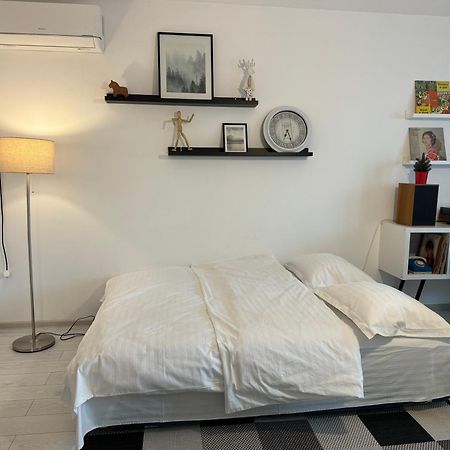 Evan Cozy Flat With Balcony & Parking, 13 September Bucarest Extérieur photo